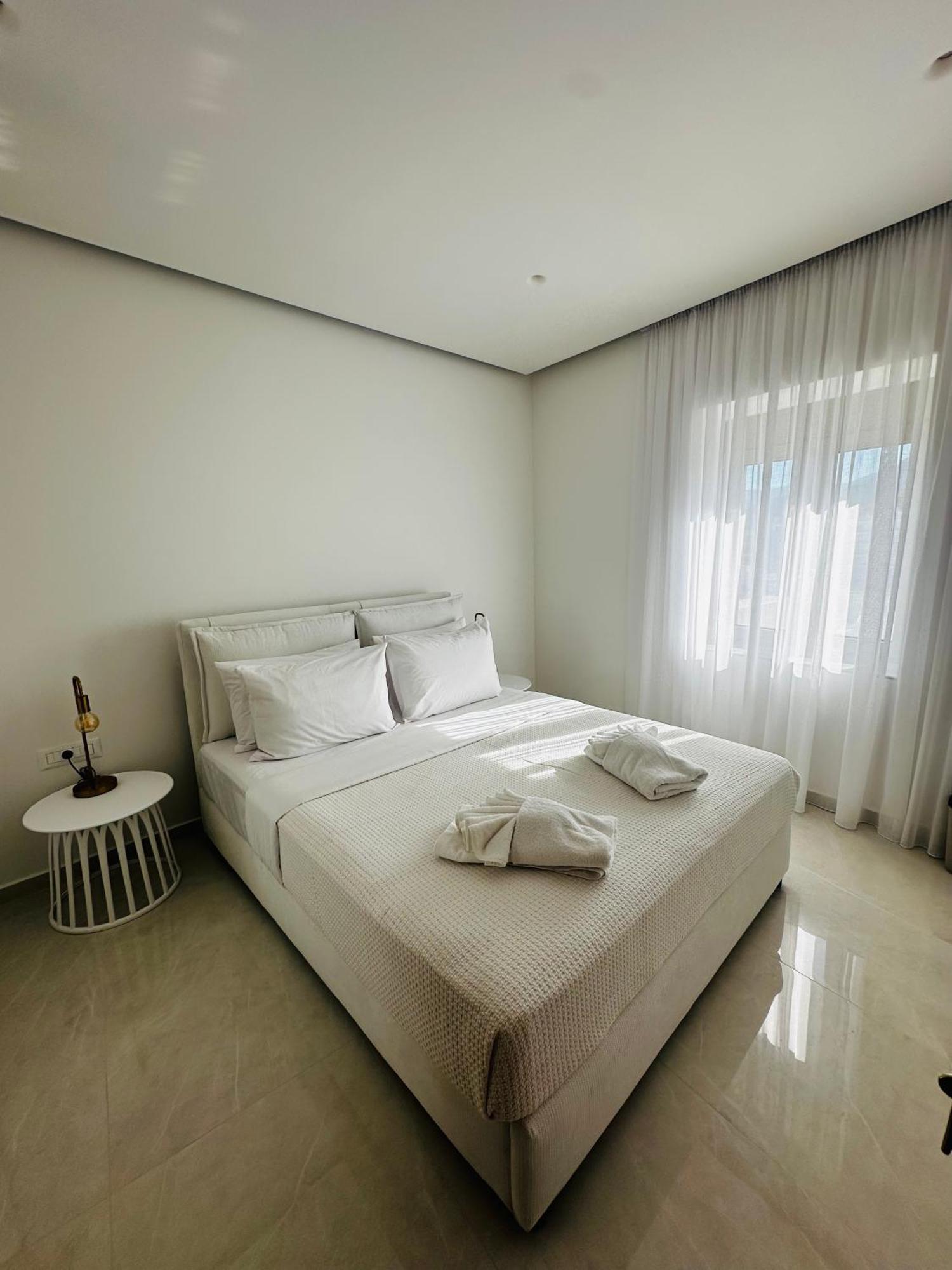 Floral City Apartments Agios Nikolaos Buitenkant foto